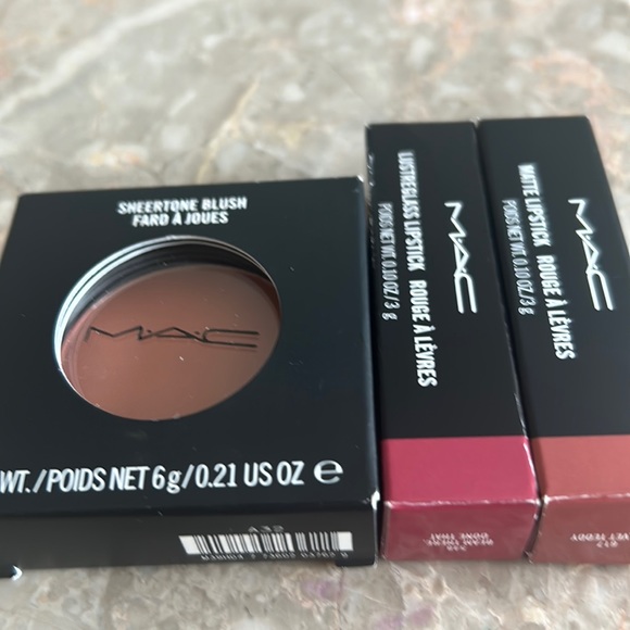 MAC Cosmetics Other - MAC ; SHEERTOME Blush fard joues+ LUSTREGLASS Lipstick.
